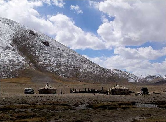 Kirgisisches Spätsommercamp im Ostpamir